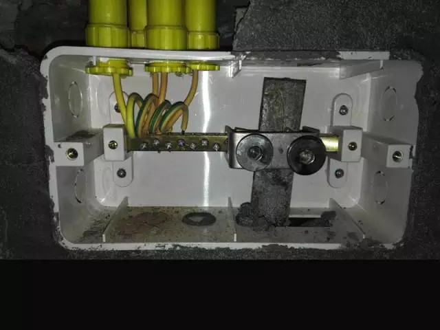 【標(biāo)準(zhǔn)施工】家裝的水電工藝流程