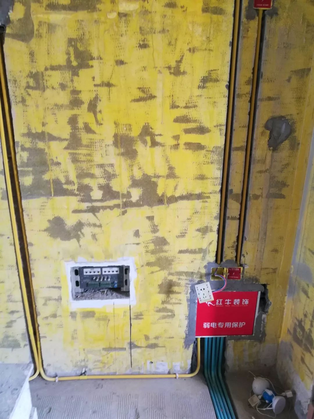 南京明月港灣105平米北歐風(fēng)格裝修  擁有獨立衣帽間與書房35弱電專用保護(hù)