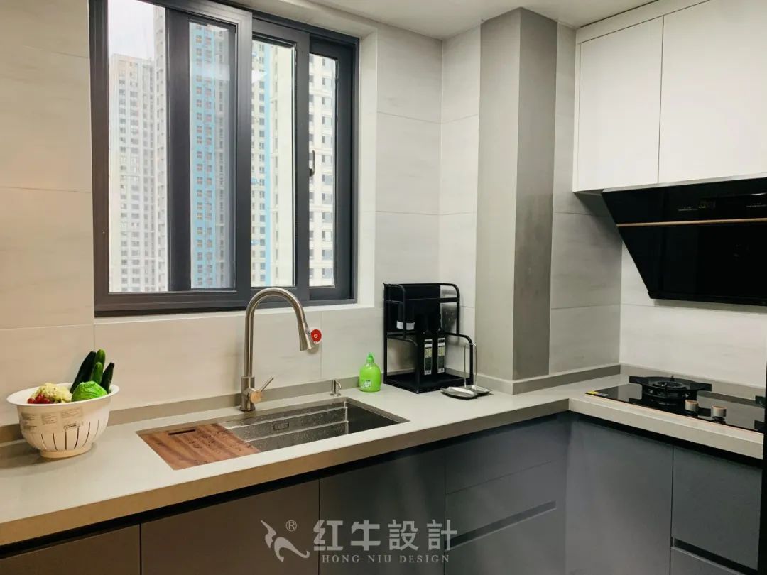 最美畢業(yè)照 ④--保利國際社區(qū)96㎡現(xiàn)代風(fēng)格“成品家”！06