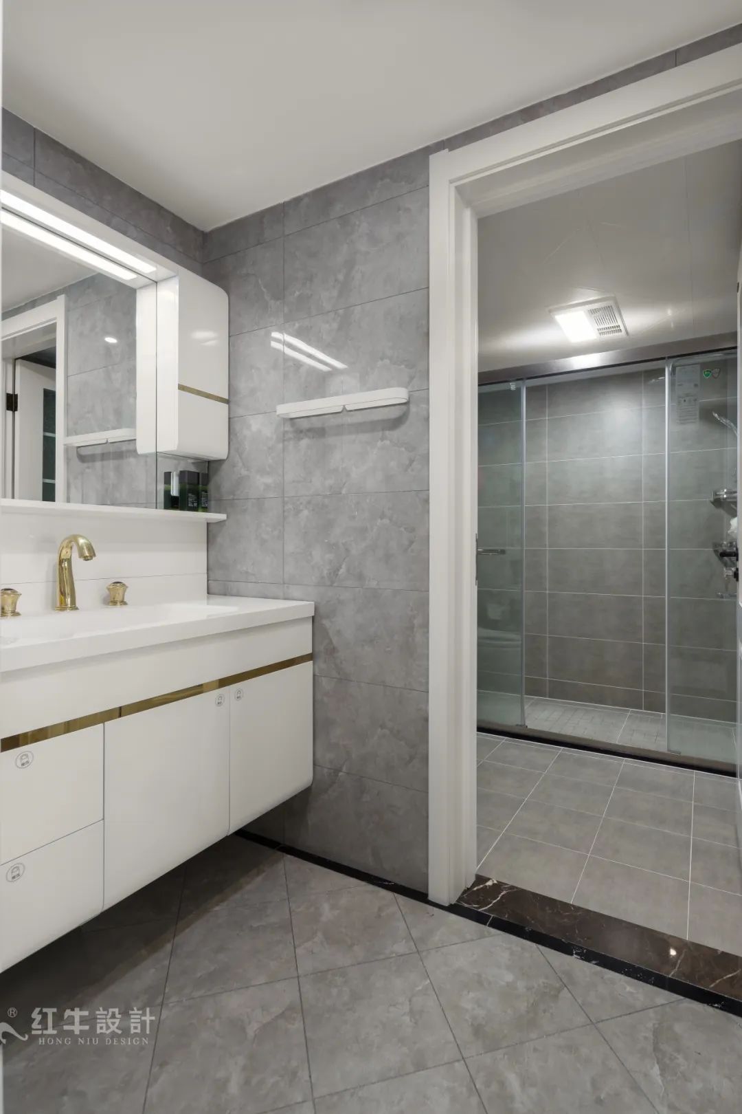 85后夫婦的美式輕奢家，起名“海藍(lán)之謎”！14衛(wèi)生間