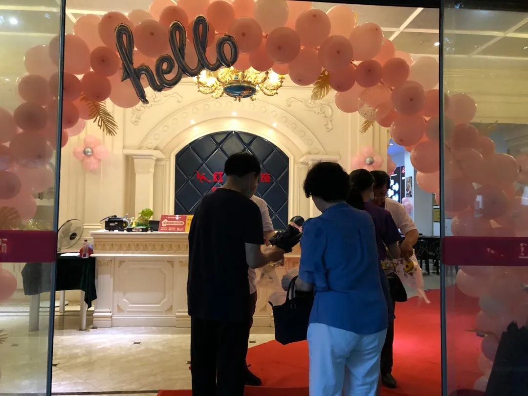 23周年 | 紅牛裝飾店慶“總裁簽售會”圓滿結(jié)束