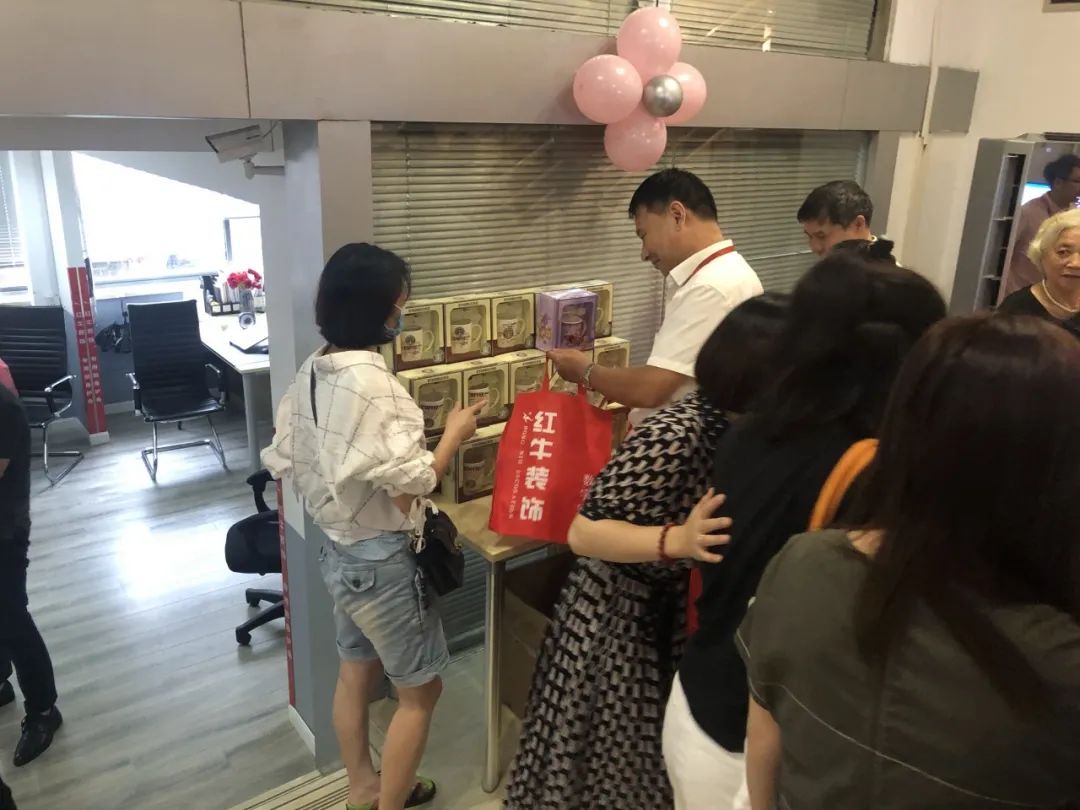 23周年 | 紅牛裝飾店慶“總裁簽售會”圓滿結(jié)束