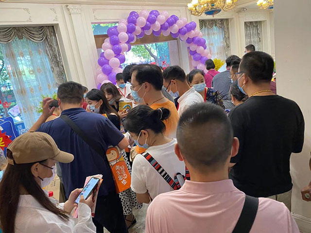 直擊火爆現(xiàn)場！紅牛裝飾24周年慶火熱進行中~