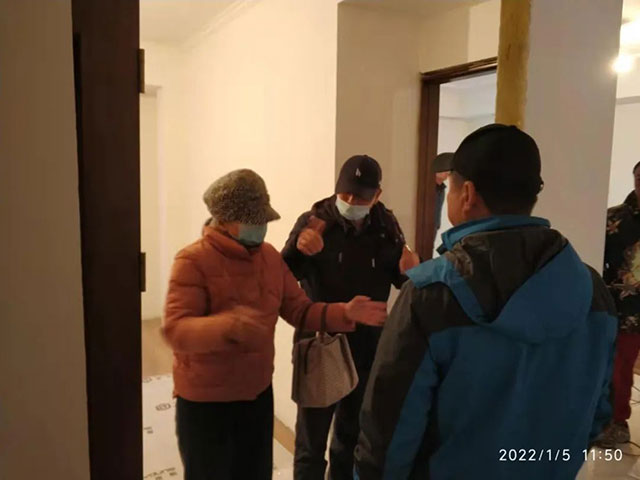 新年伊始！直擊紅牛裝飾2022年首次工地巡檢現(xiàn)場！