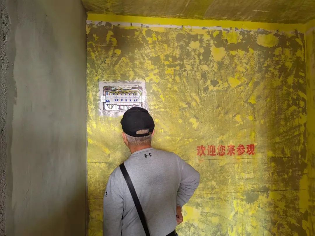 走過場？形式主義？不存在的！直擊紅牛裝飾工地現(xiàn)場，您會看見……