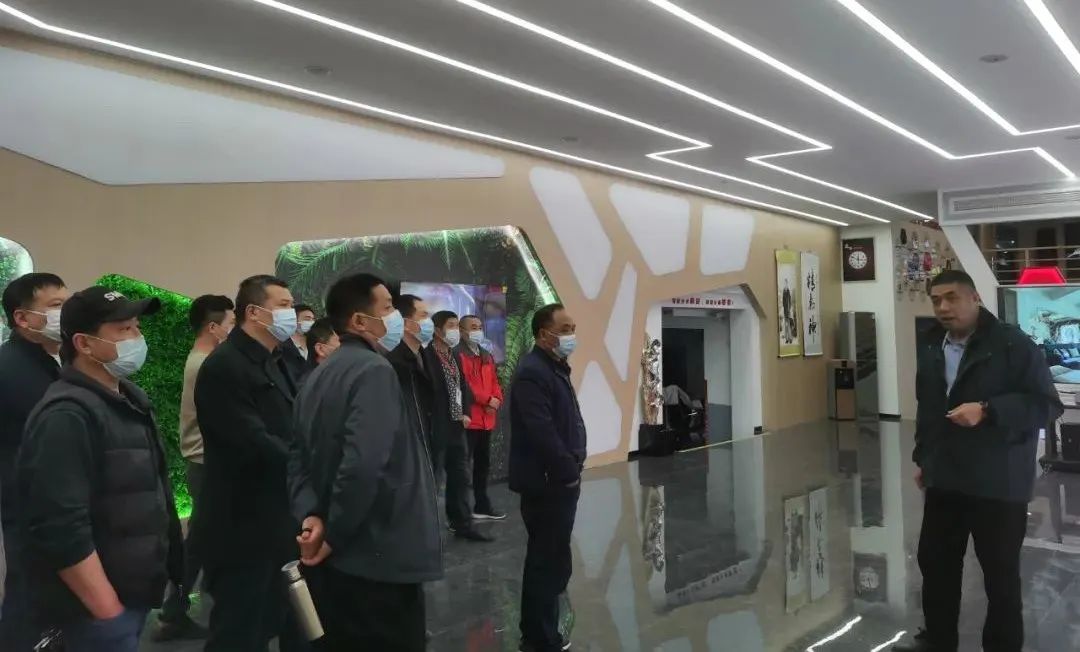 定期培訓(xùn)賦能，只為給您提供更專業(yè)、滿意的家裝體驗(yàn)！