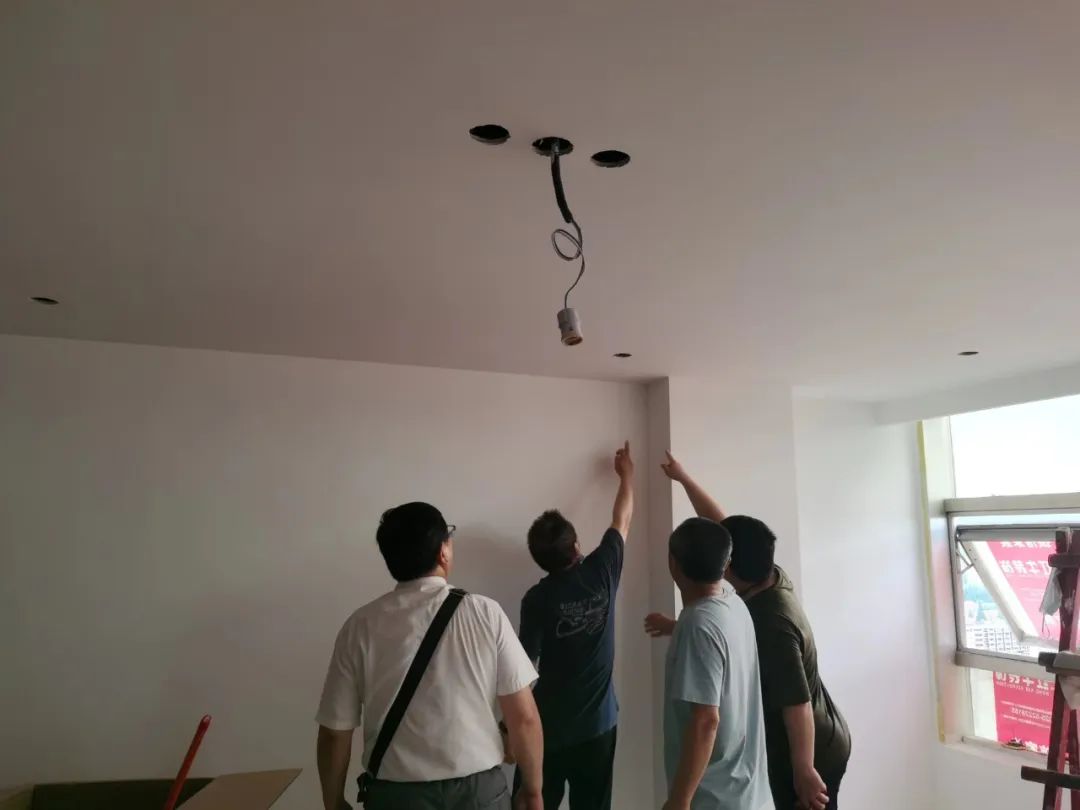 比起多變的天氣，工地突擊巡檢才是最可怕的，但也最真實(shí)！