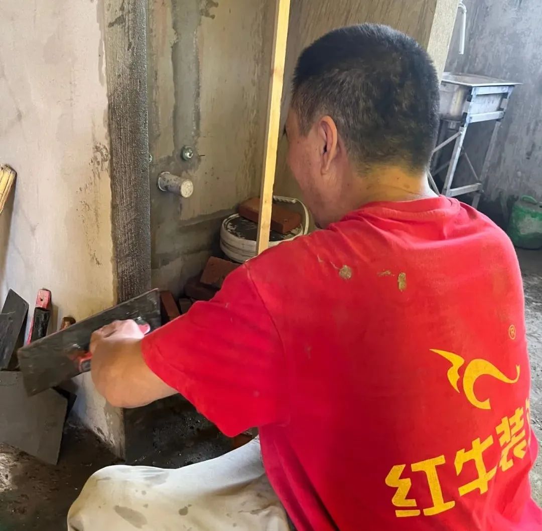 工地突擊巡檢｜無懼高溫，直擊40℃+的工地施工現(xiàn)場！