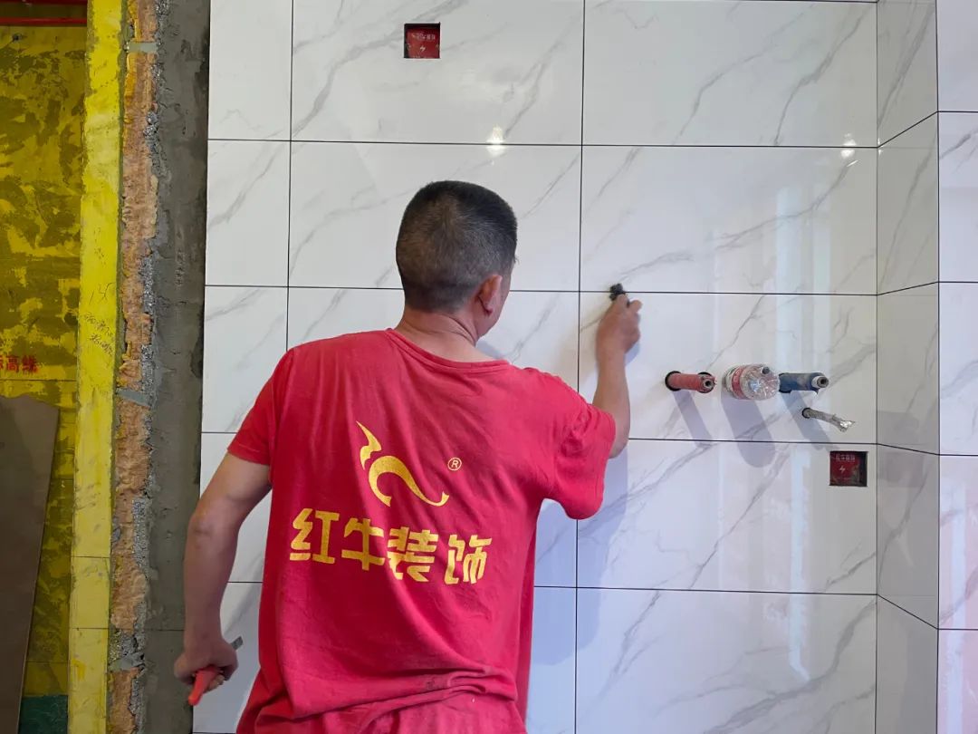 工地突擊巡檢｜當工程總監(jiān)與裝修業(yè)主不期而遇，沒想到他們……