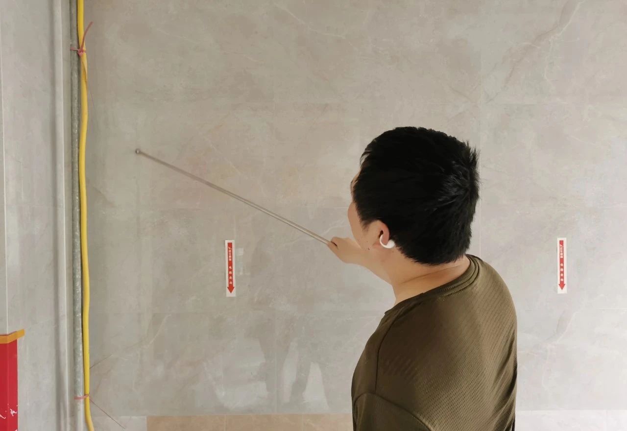 嚴(yán)控品質(zhì)，紅牛裝飾工程總監(jiān)→又雙叒叕帶隊(duì)去工地“找茬”了？！