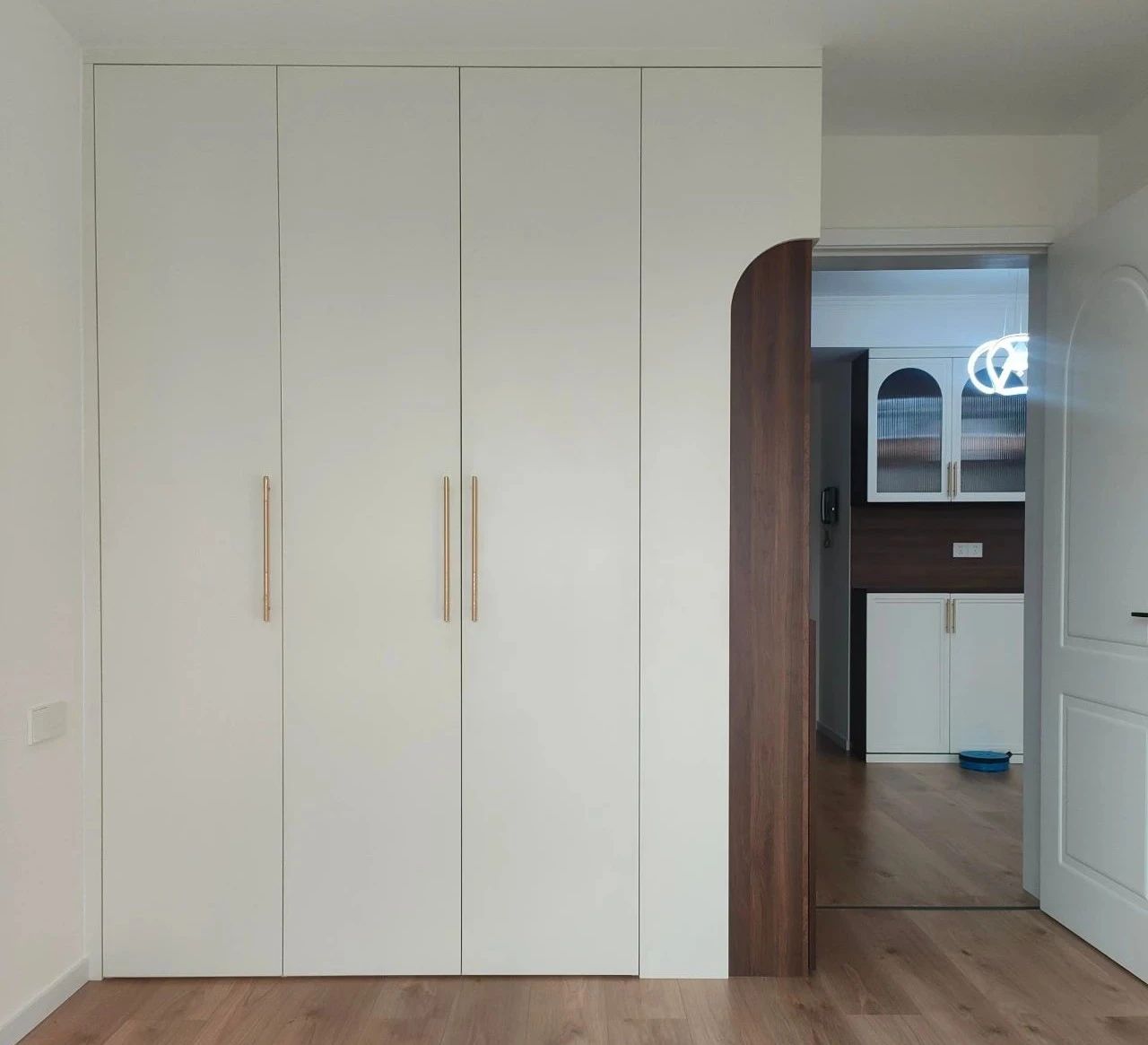 喜報(bào)｜金秋十月，收獲滿滿，紅牛裝飾再獲三面錦旗！