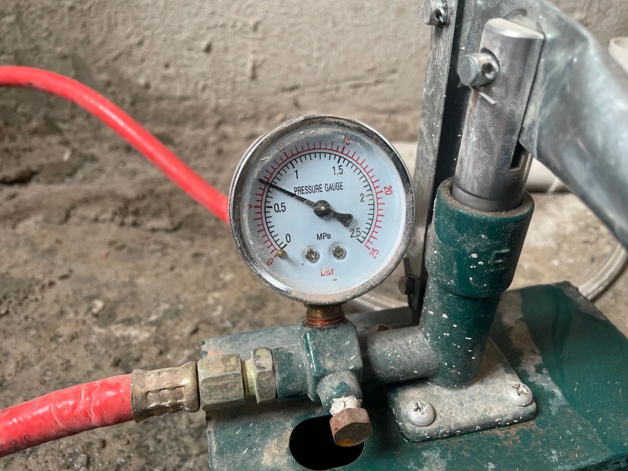 南京紅牛裝飾公司工地巡檢·水電驗收篇：直擊家裝中最隱蔽的工程