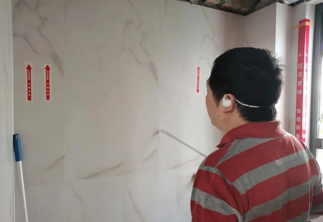 南京紅牛裝飾公司工地突擊巡檢：肩負(fù)厚望，不忘初心，追求品質(zhì)！