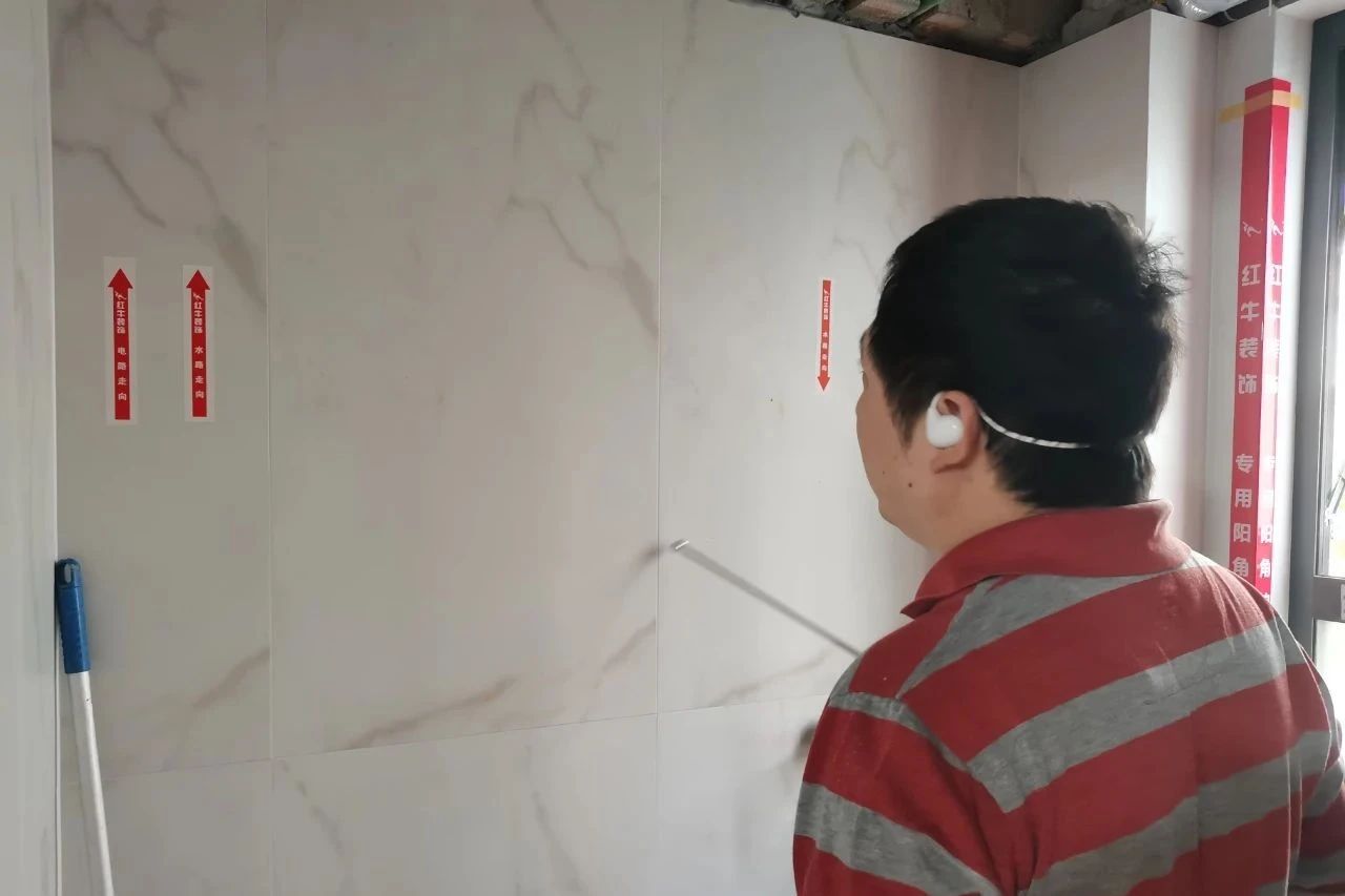 工地巡檢：嚴(yán)格把控每一個(gè)細(xì)節(jié)，讓設(shè)計(jì)更完美落地