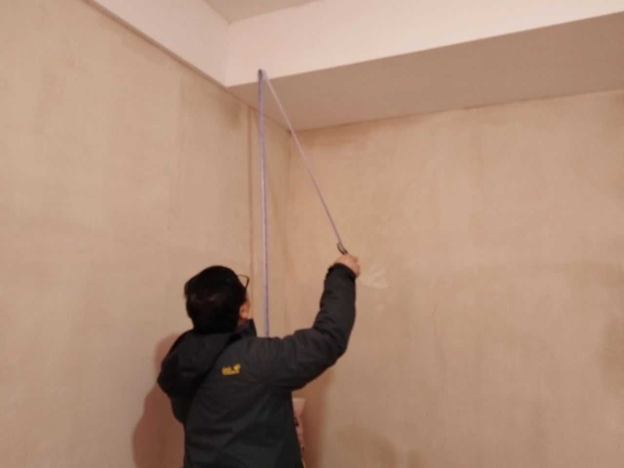 工地巡檢｜巧遇兩戶業(yè)主，堅守品質(zhì)承諾，不放過任何細節(jié)