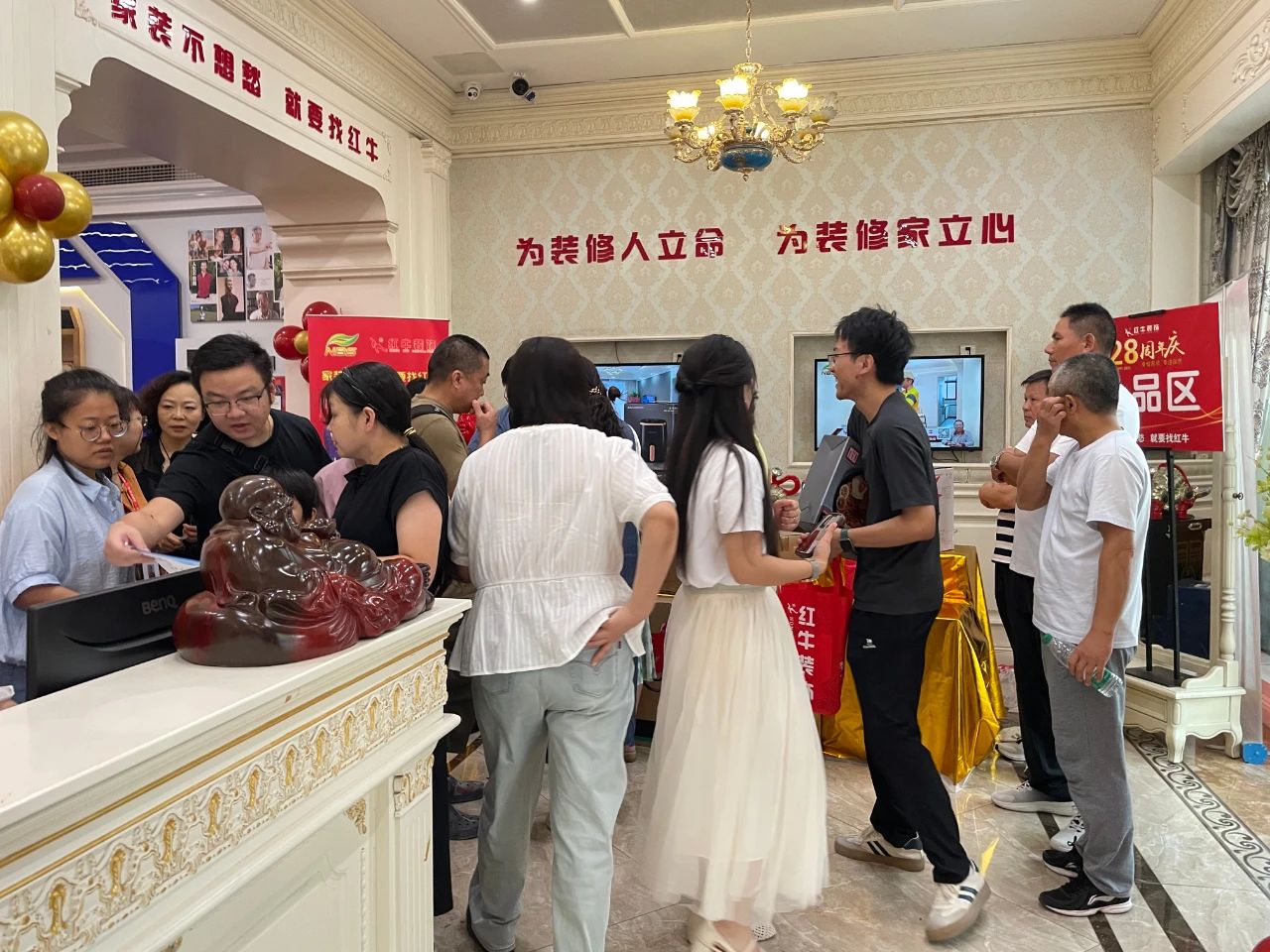 太燃啦！現(xiàn)場座無虛席！南京紅牛裝飾28周年慶圓滿落幕！火爆現(xiàn)場回顧＞＞＞