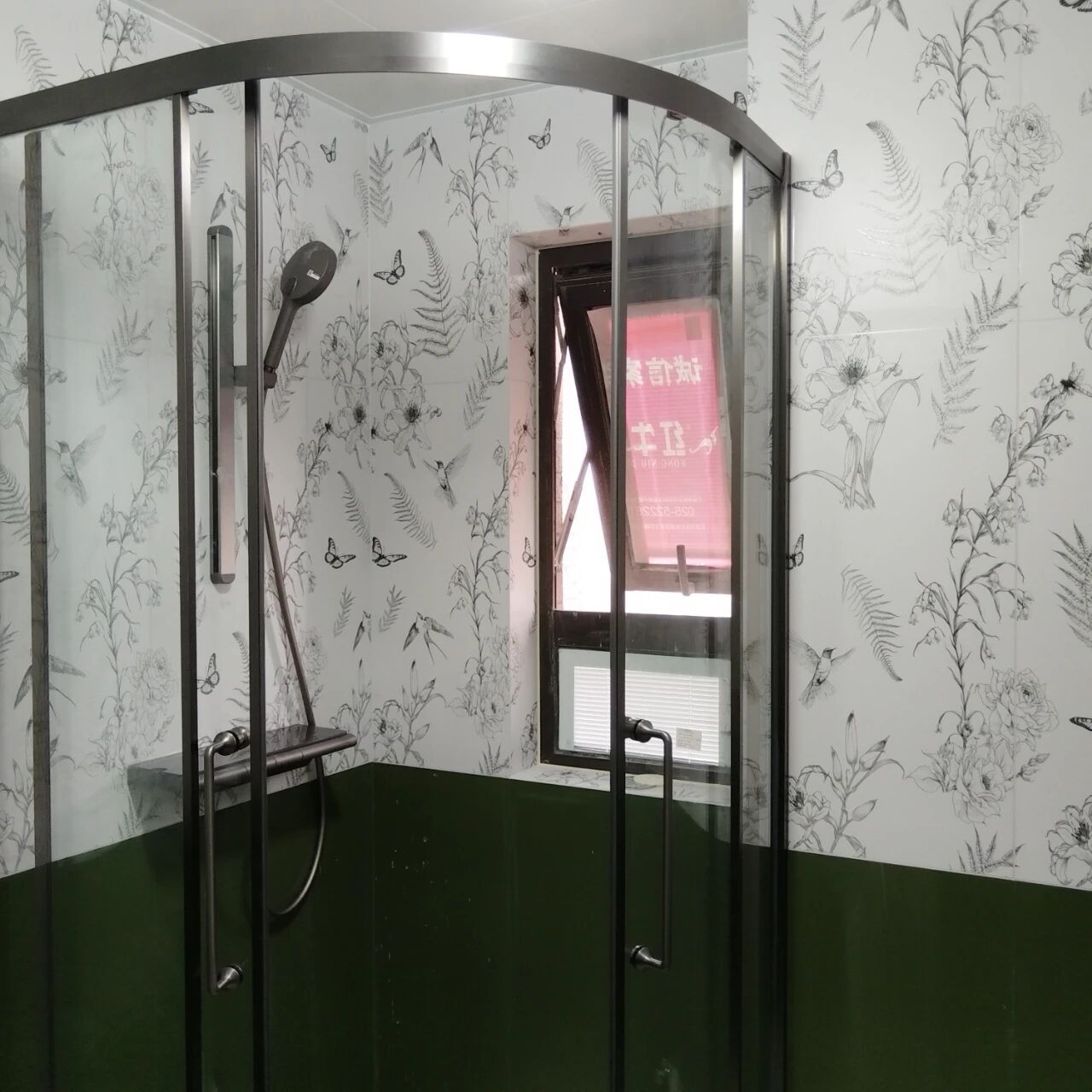 南京裝修公司紅牛裝飾工地突擊巡檢：一厘一毫堅(jiān)守品質(zhì)，一心一意守護(hù)新家！