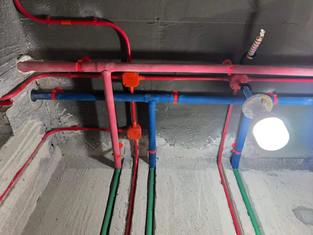 家裝避坑指南：水路改造怕被坑？盯住這“幾個(gè)核心”工藝！